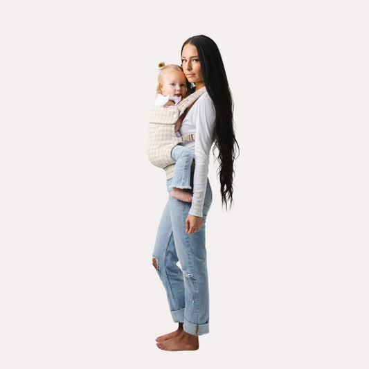 CarryNest™ – Ergonomik ve Yumuşak Kumaşlı Bebek Taşıyıcı (0–36 Ay)